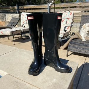 Hunter Original Refined Mid Wedge Tall Gloss Rain Boot US Size 9